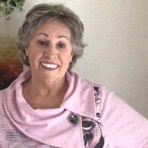 Meet your Posher, Monique